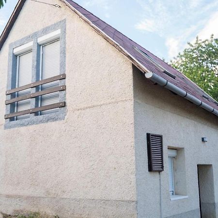Hegyestu-Laba Vendeghaz Villa Zánka Exteriör bild