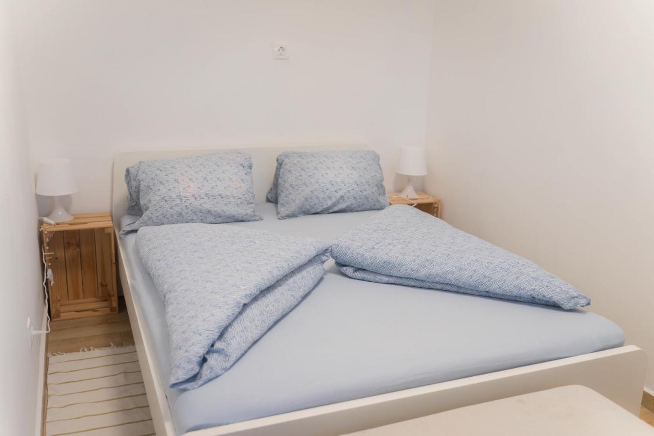 Hegyestu-Laba Vendeghaz Villa Zánka Exteriör bild